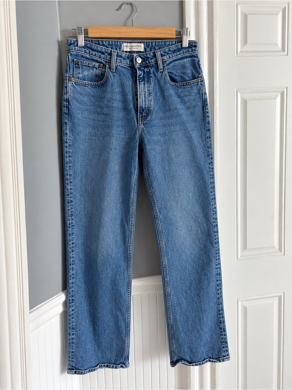 Abercrombie & Fitch Women’s Straight-Leg Jeans - Medium Blue
